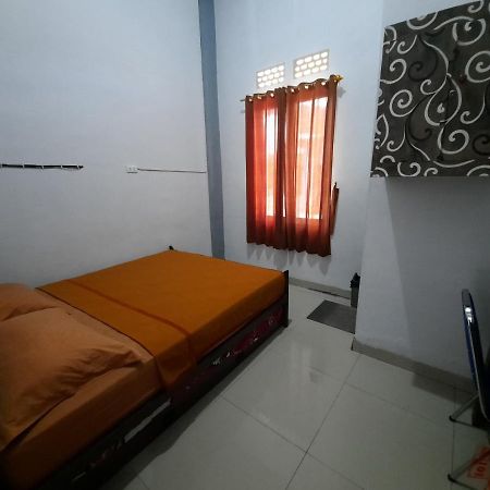 Oyo 3373 Favour Hotel Pagaralam Dış mekan fotoğraf