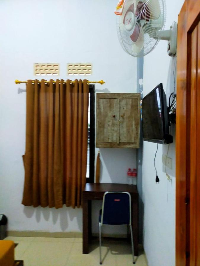 Oyo 3373 Favour Hotel Pagaralam Dış mekan fotoğraf